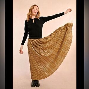 Molly Bracken Metallic Gold A-Line Skirt